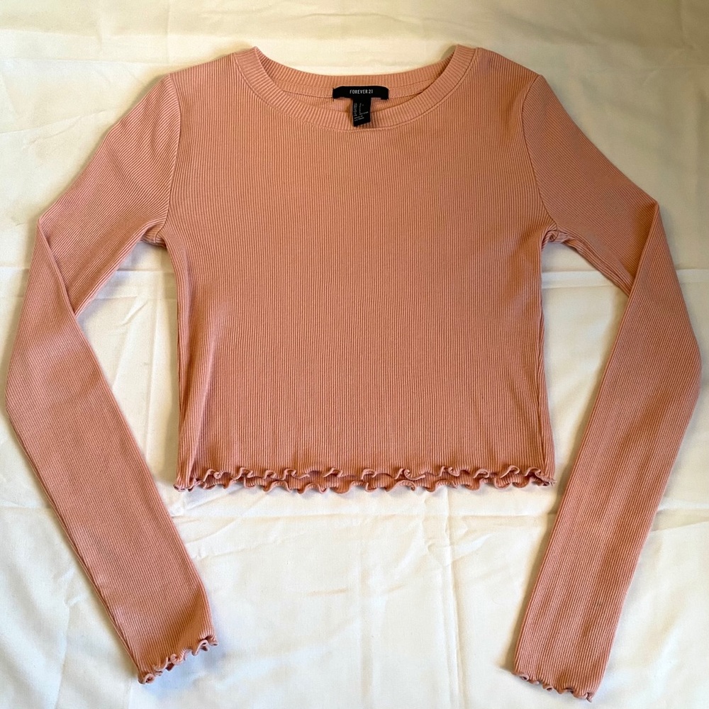 Forever 21 Lettuce Edge Crop Top
